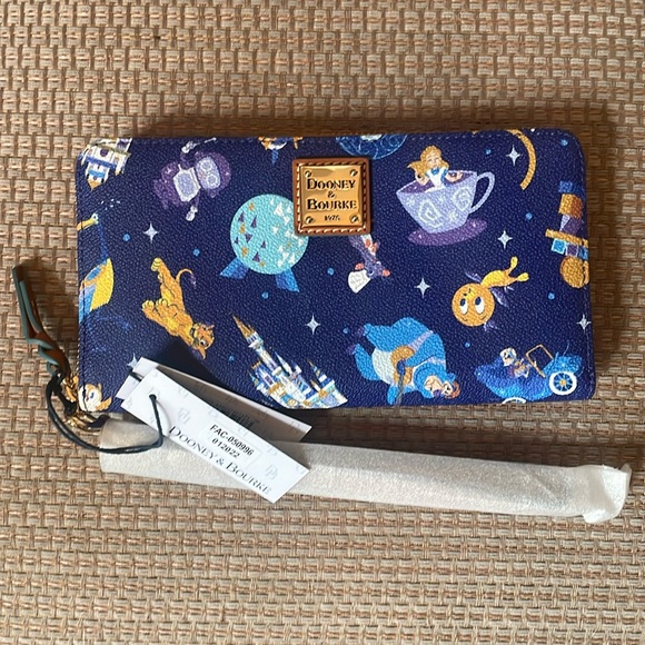 Disney Dooney & Bourke 50th anniversary wallet